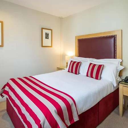 호텔 The Pennington 3*