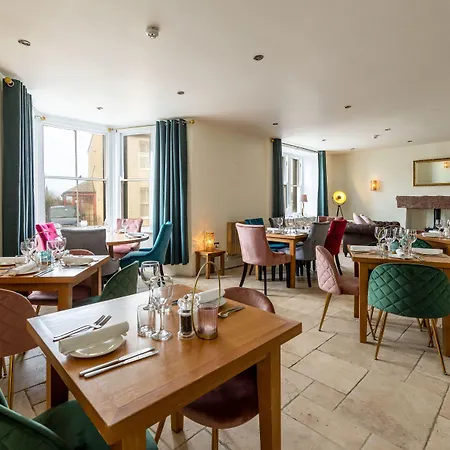 Отель The Pennington